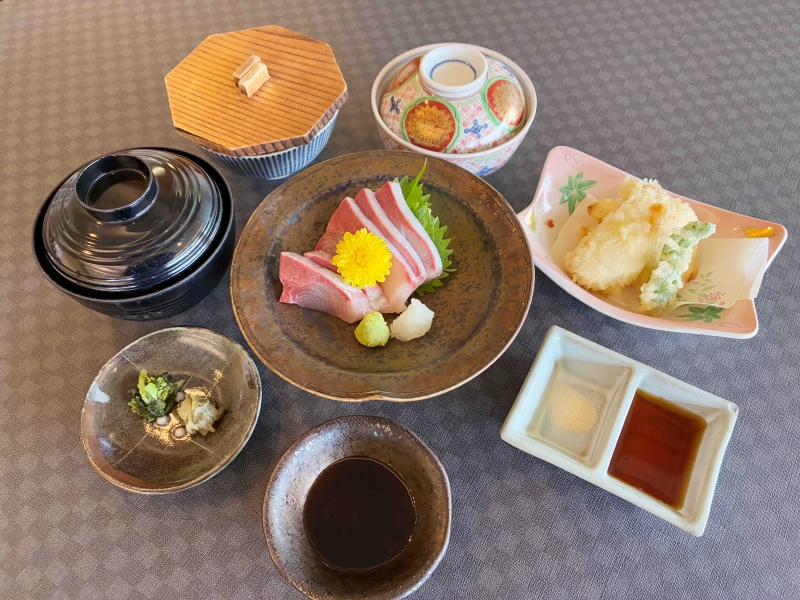 ブリのお造り膳